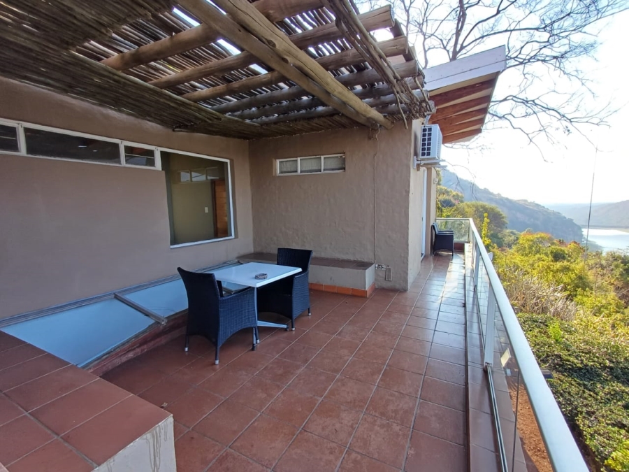 6 Bedroom Property for Sale in Kosmos North West